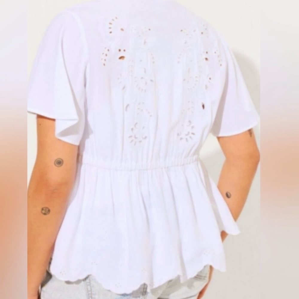 torrid White Eyelet Tie-Front Peasant Tunic